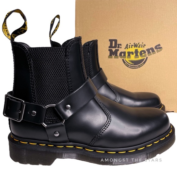 Dr. Martens Wincox Polished Smooth Leather Harness Buckle Black Chelsea Boots - Picture 10 of 16